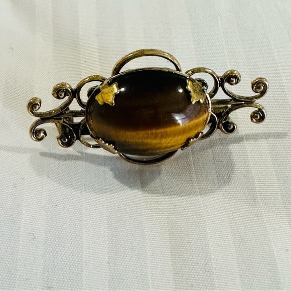 Vintage Floral Tiger’s Eye Brooch Pin - Picture 2 of 4